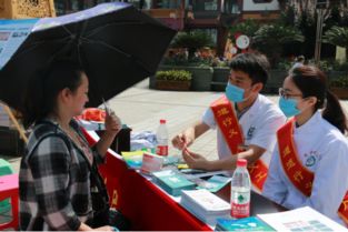 遵醫(yī)口腔情系基層 專家團隊義診送健康，志愿服務暖民心